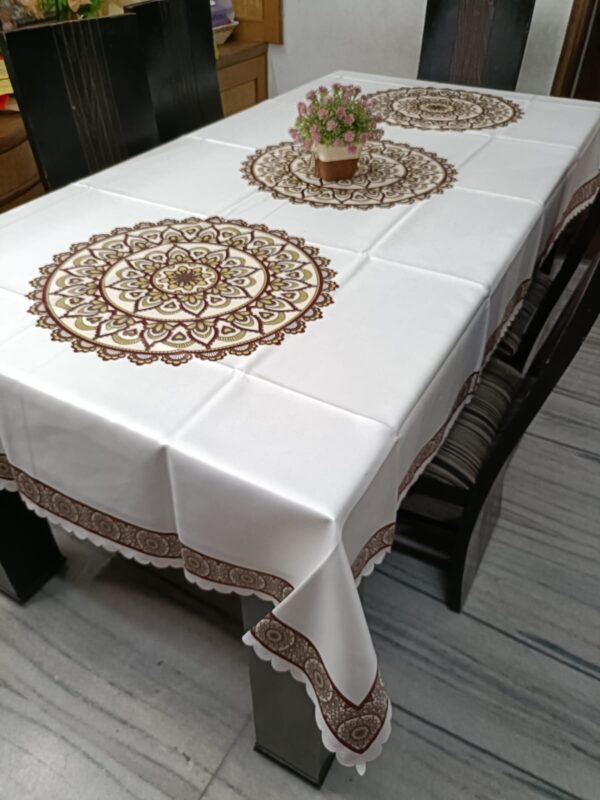 6 SEATER DINING TABLE COVER WITH CUT WORK BORDER