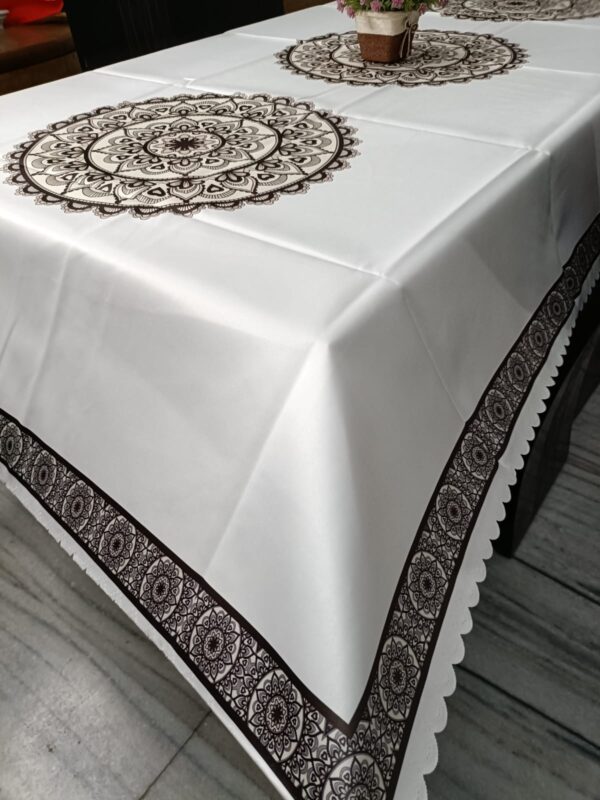 6 SEATER DINING TABLE COVER WITH CUT WORK BORDER