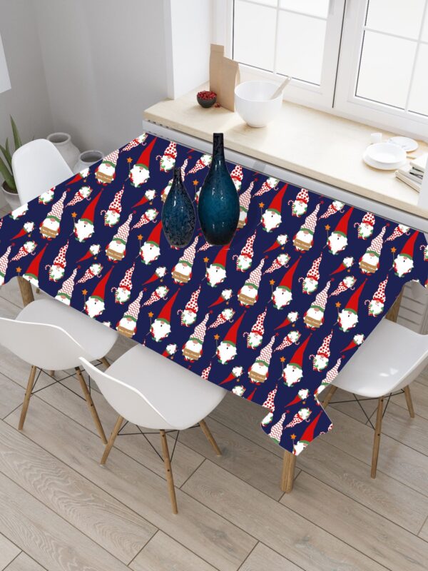 CHRISTMAS TABLE COVERS
