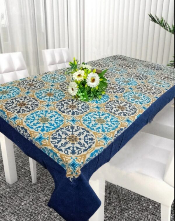 PRINTED TABLE COVER